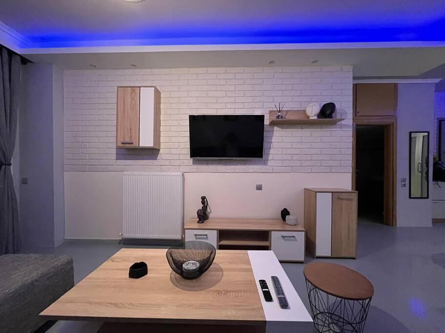 Vip Apt. Pezodromos Kalamarias Thessaloníki Exteriör bild