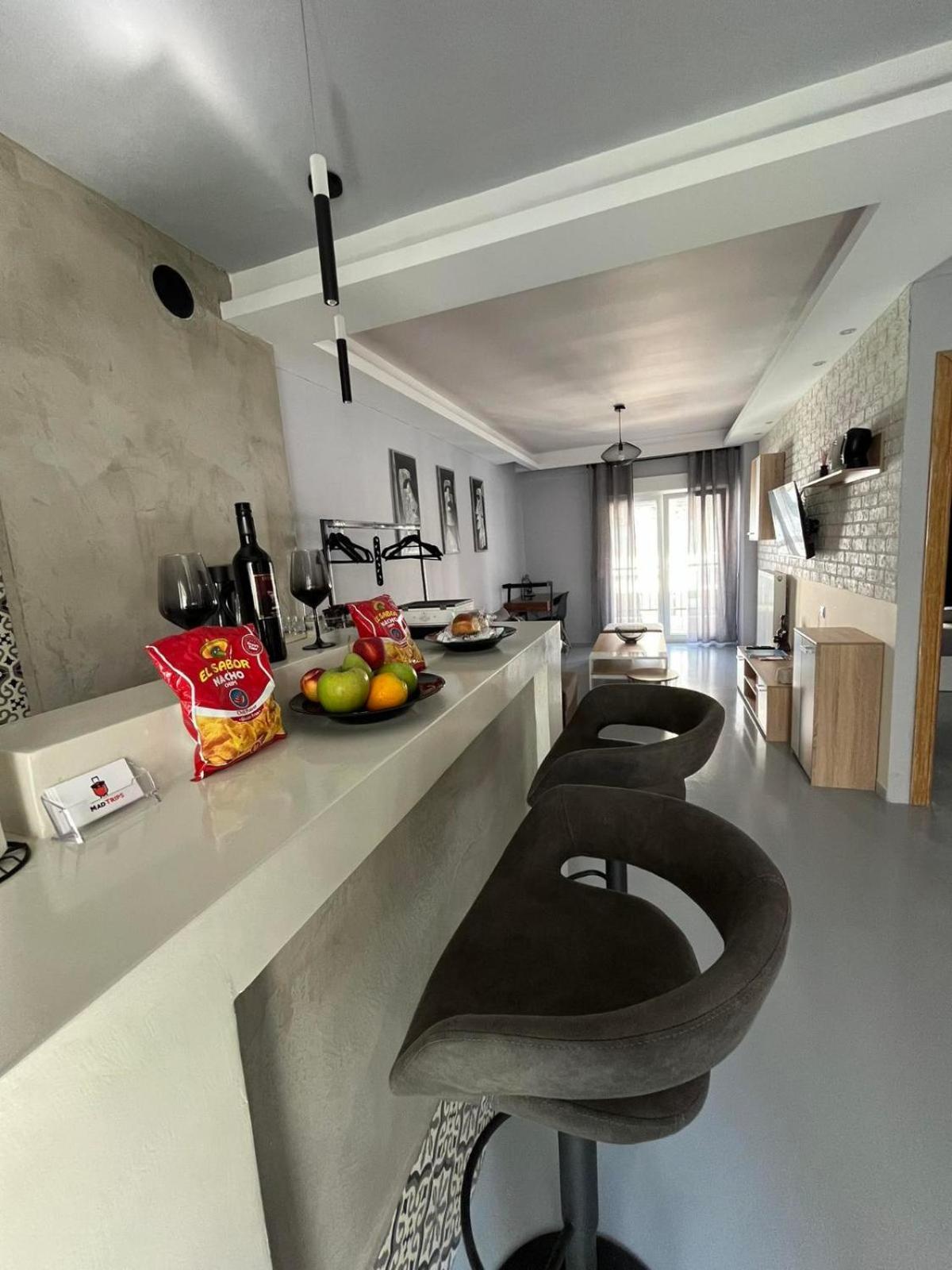 Vip Apt. Pezodromos Kalamarias Thessaloníki Exteriör bild