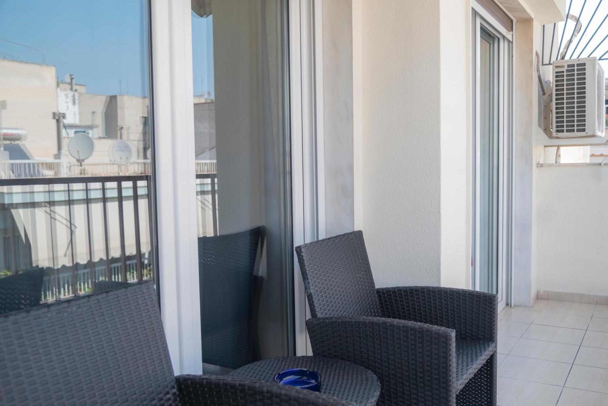 Vip Apt. Pezodromos Kalamarias Thessaloníki Exteriör bild